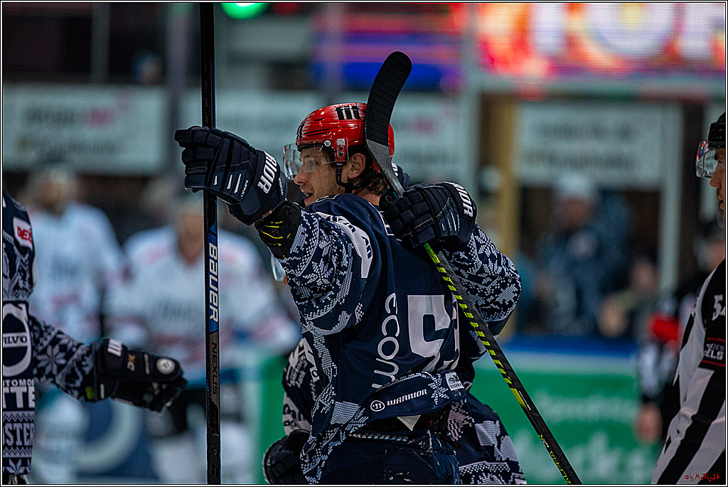 DEL; Iserlohn Roosters - Koelner Haie; Iserlohn, 17.12.2019